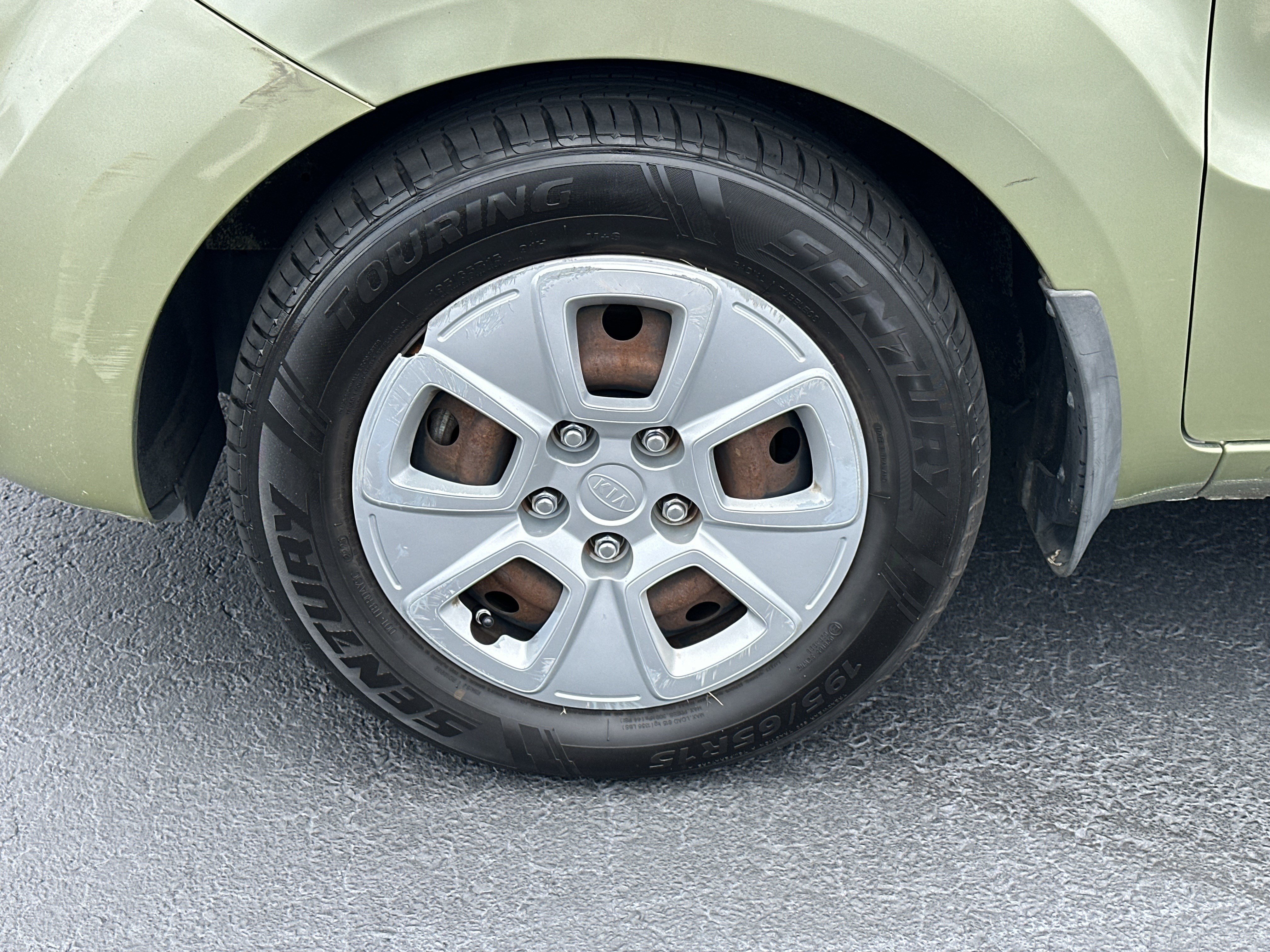 Used 2013 Kia Soul FWD image 11