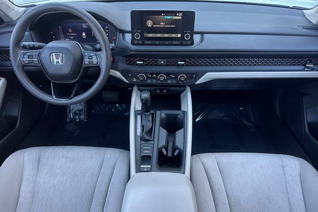 Used 2023 Honda Accord EX image 12