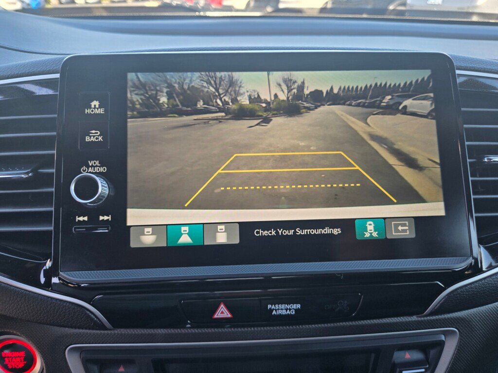 Used 2025 Honda Ridgeline TrailSport image 13