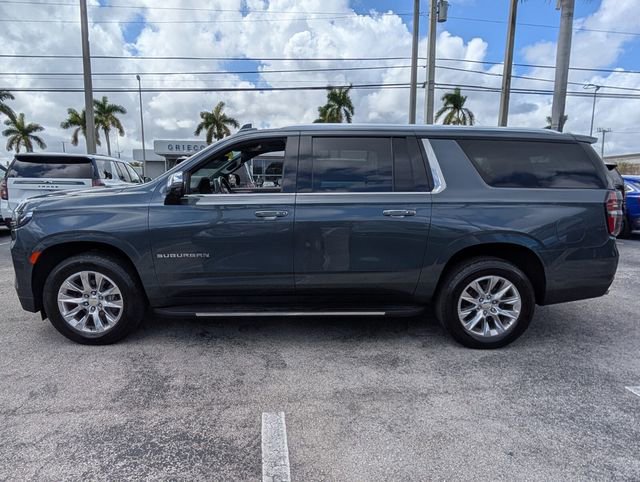 Used 2021 Chevrolet Suburban Premier w/ Premium Package image 4