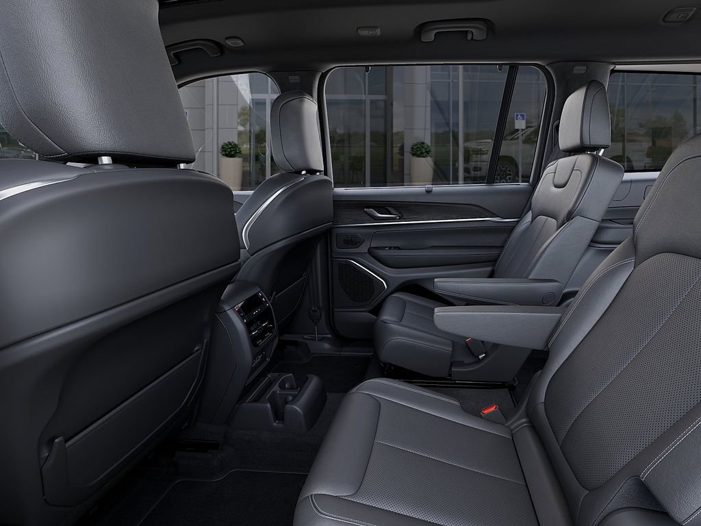 New 2025 Jeep Grand Cherokee L Overland w/ Advanced Protech Group III image 23