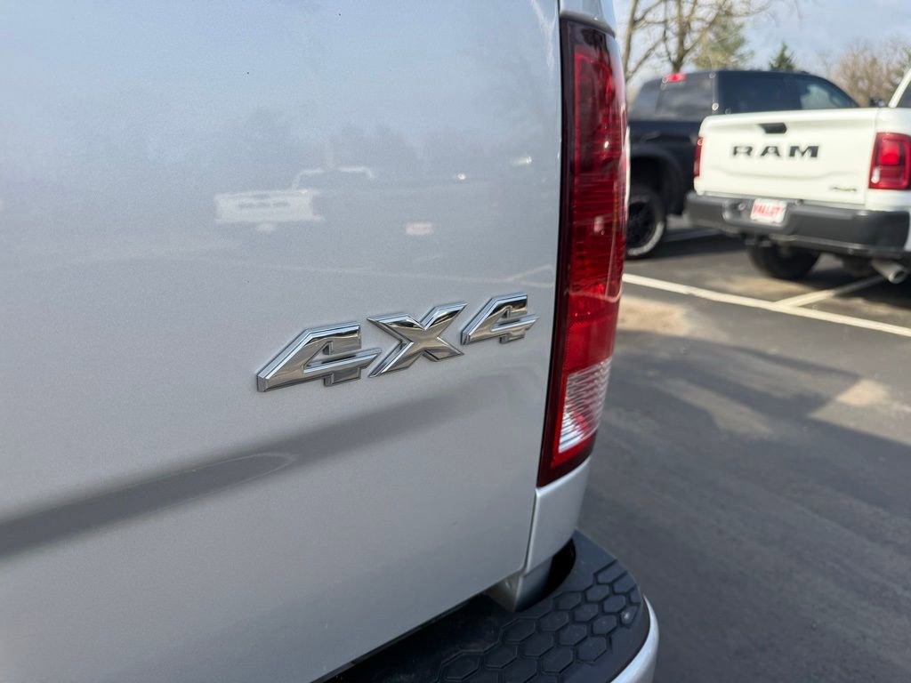 Used 2017 RAM 1500 Express image 43