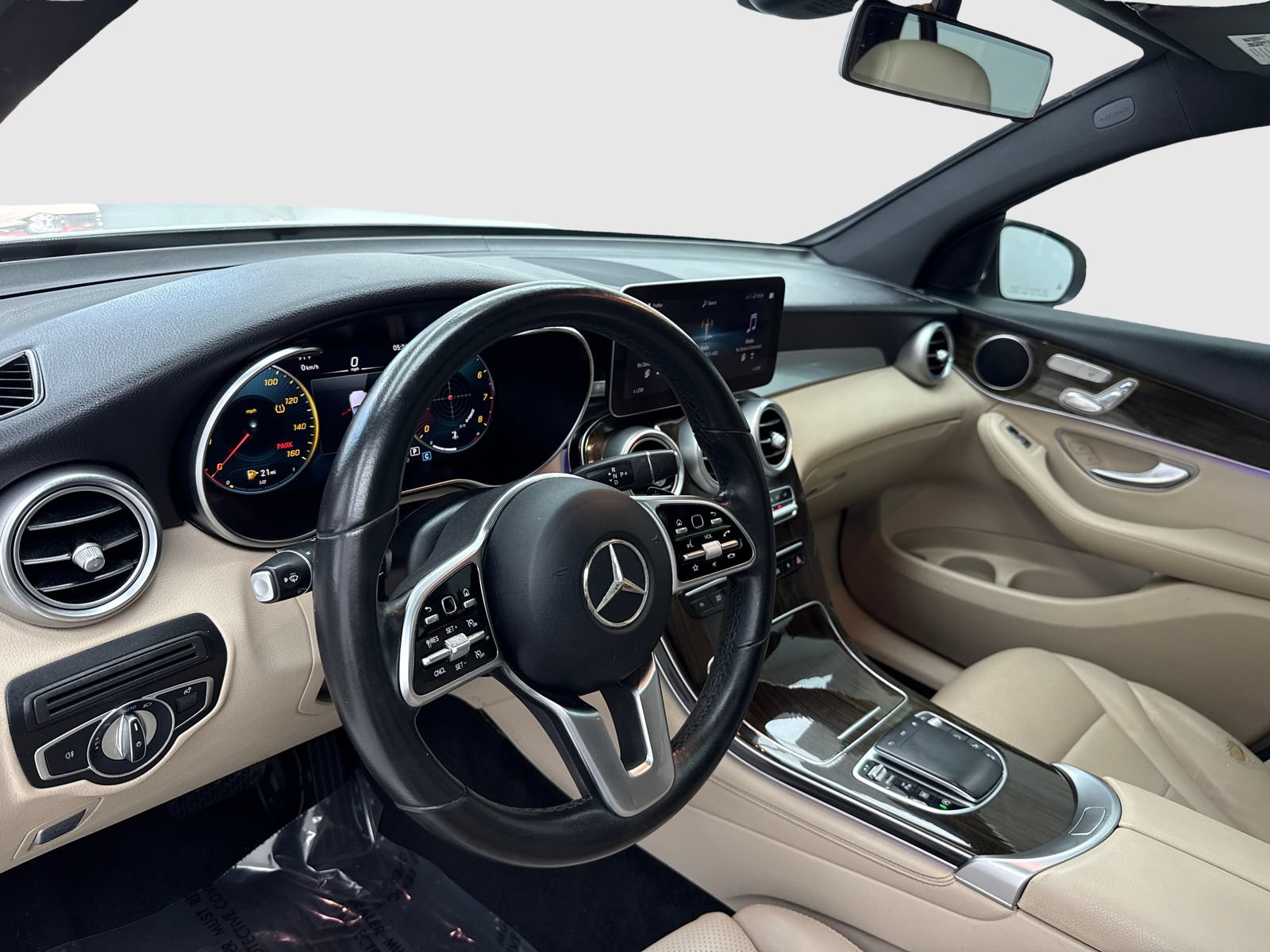 Used 2020 Mercedes-Benz GLC 300 4MATIC Coupe w/ Parking Assistance Package image 18