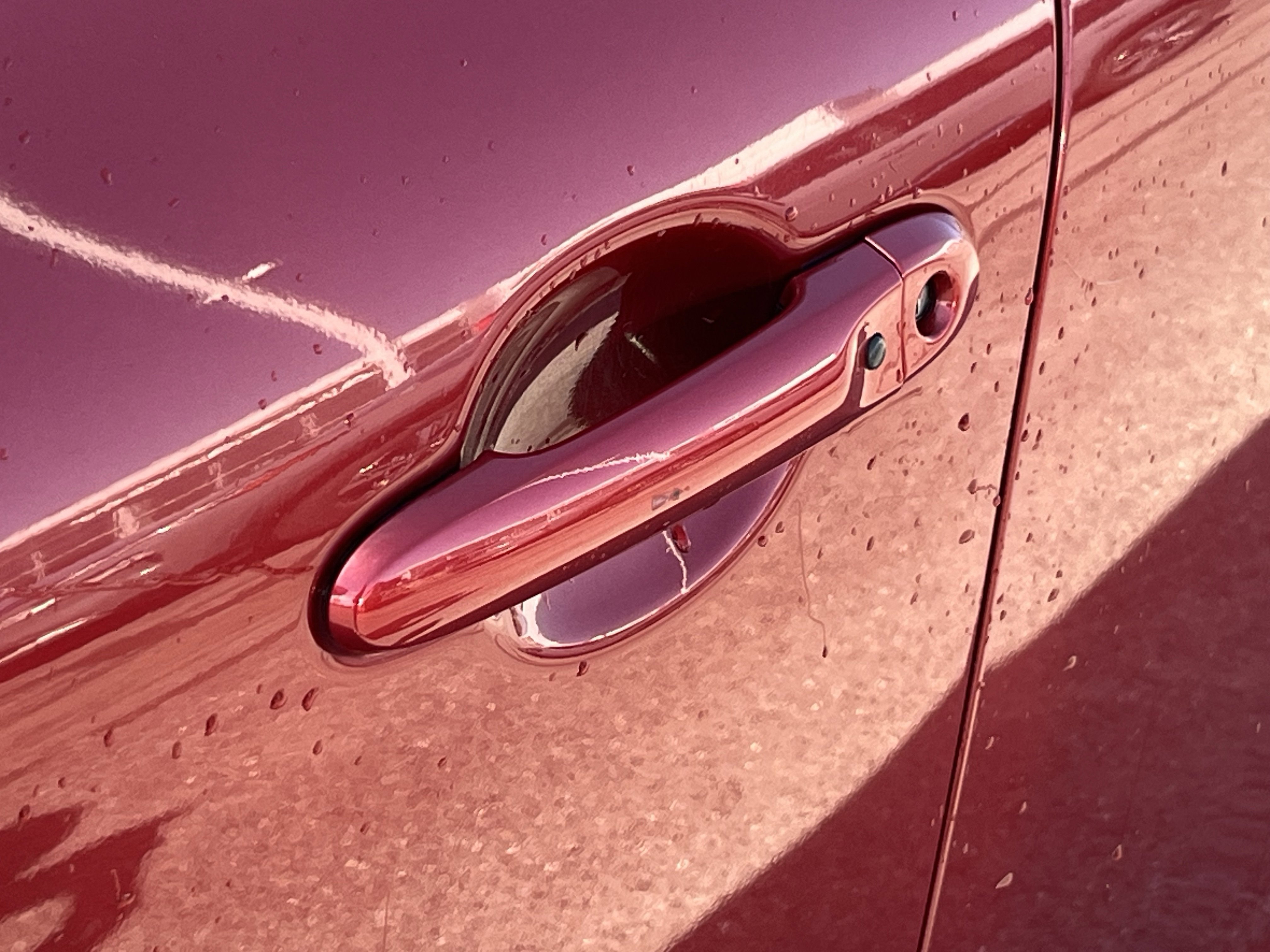 Used 2016 Nissan Juke S image 14