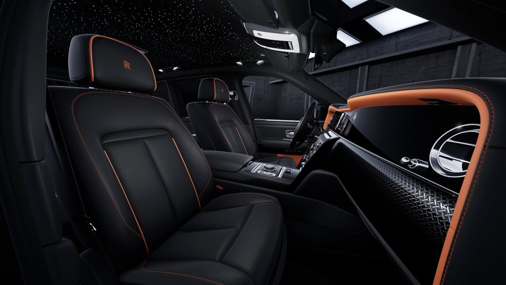 New 2026 Rolls-Royce Cullinan Black Badge image 6