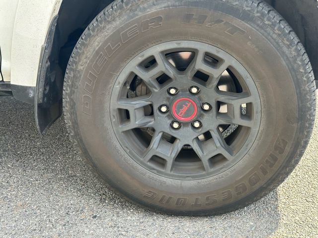Used 2022 Toyota 4Runner TRD Off-Road Premium w/ TRD Black Wheel Package (TMS) AWD/4WD image 14