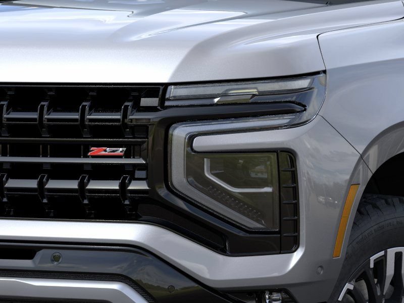 New 2026 Chevrolet Suburban Z71 w/ Comfort Package AWD/4WD image 10