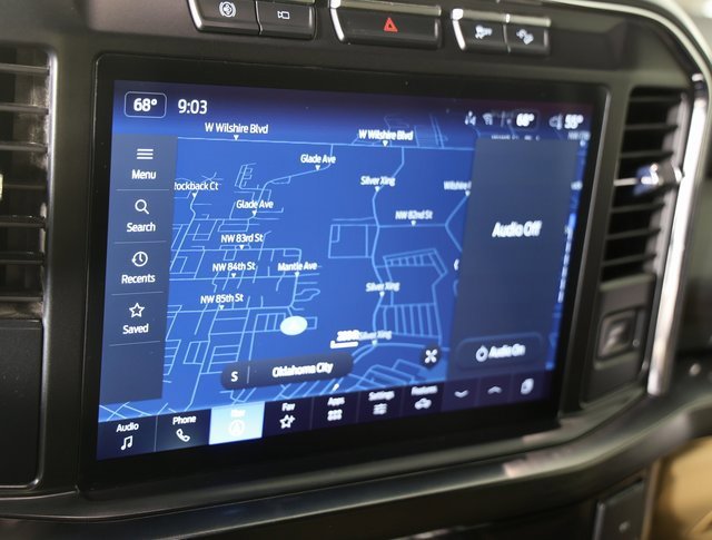 Used 2023 Ford F250 Lariat w/ Chrome Package image 22