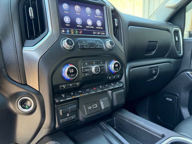 Used 2022 GMC Sierra 3500 Denali w/ Denali Ultimate Package AWD/4WD image 28