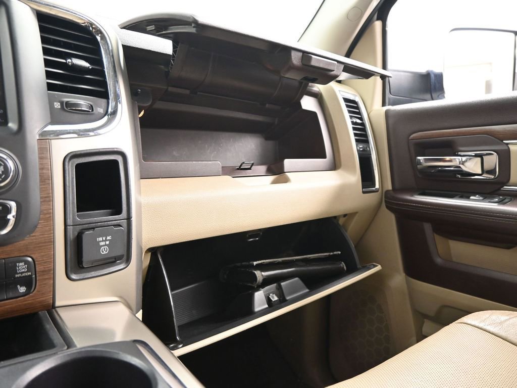 Used 2013 RAM 2500 Laramie w/ Convenience Group image 25