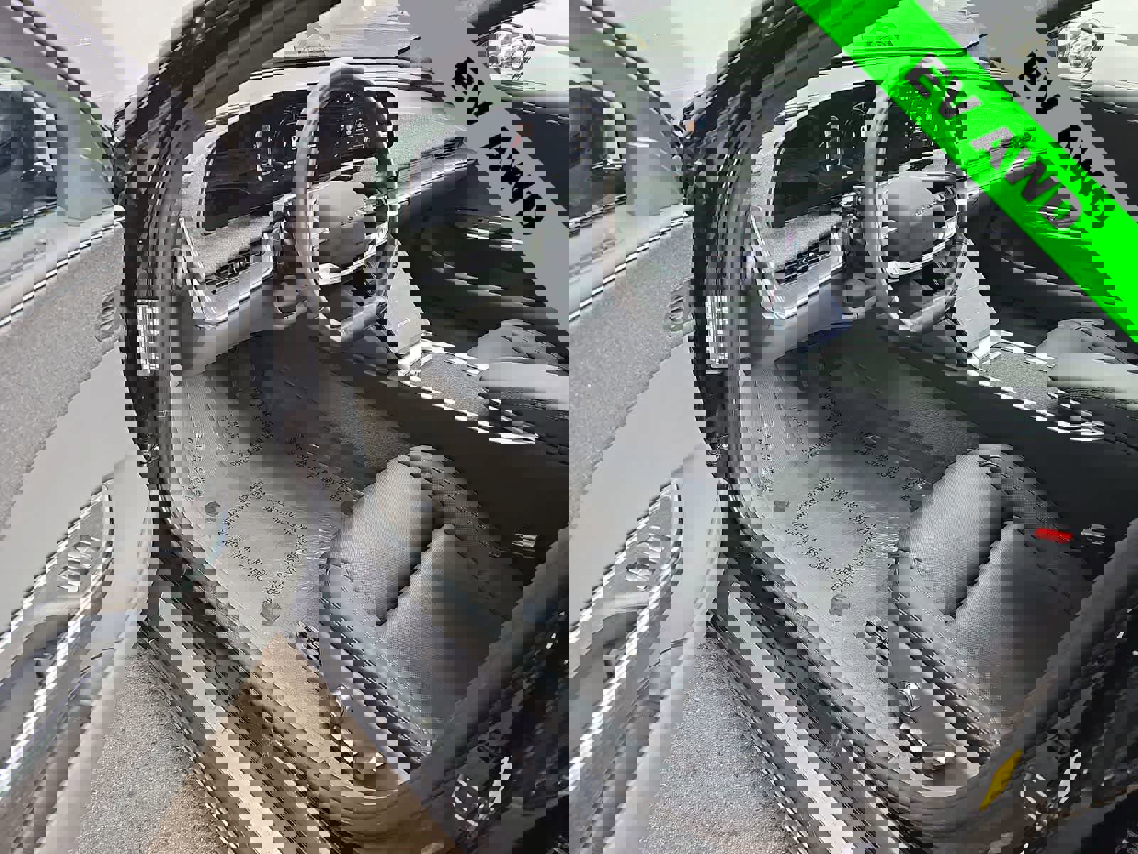 Used 2024 Lucid Air Touring image 10