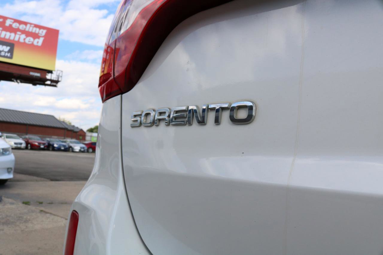 Used 2014 Kia Sorento SX w/ 3rd Row Package FWD image 14