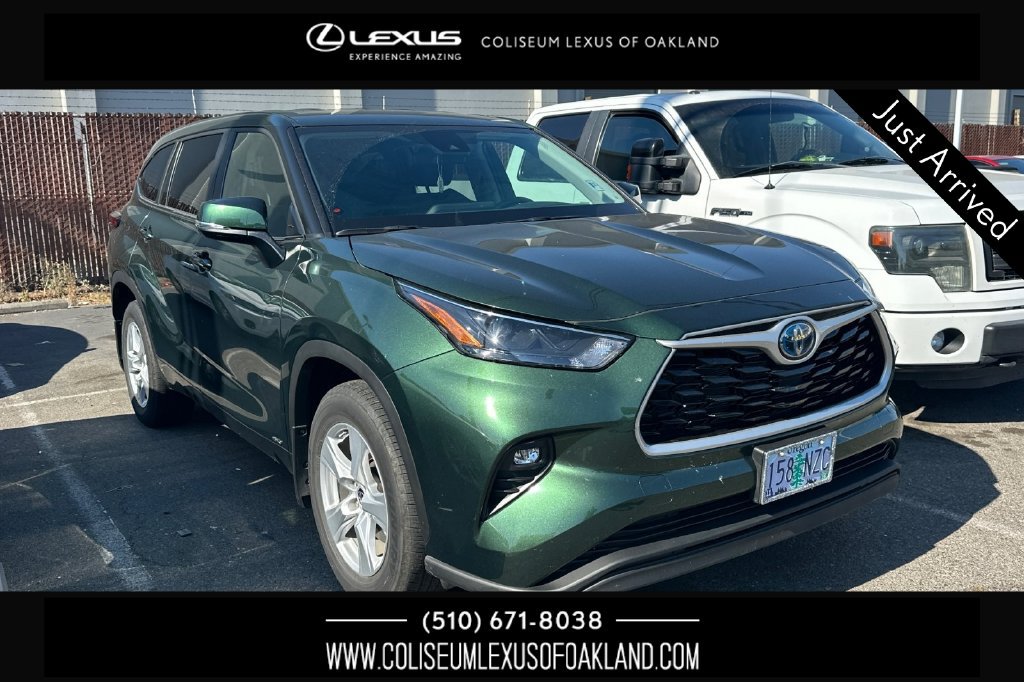Used 2023 Toyota Highlander LE