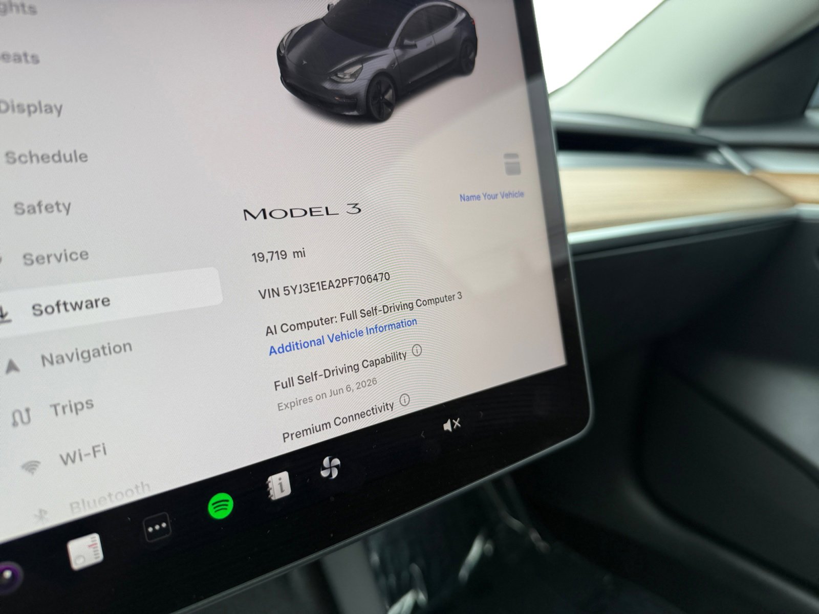 Used 2023 Tesla Model 3 Standard Range RWD image 11