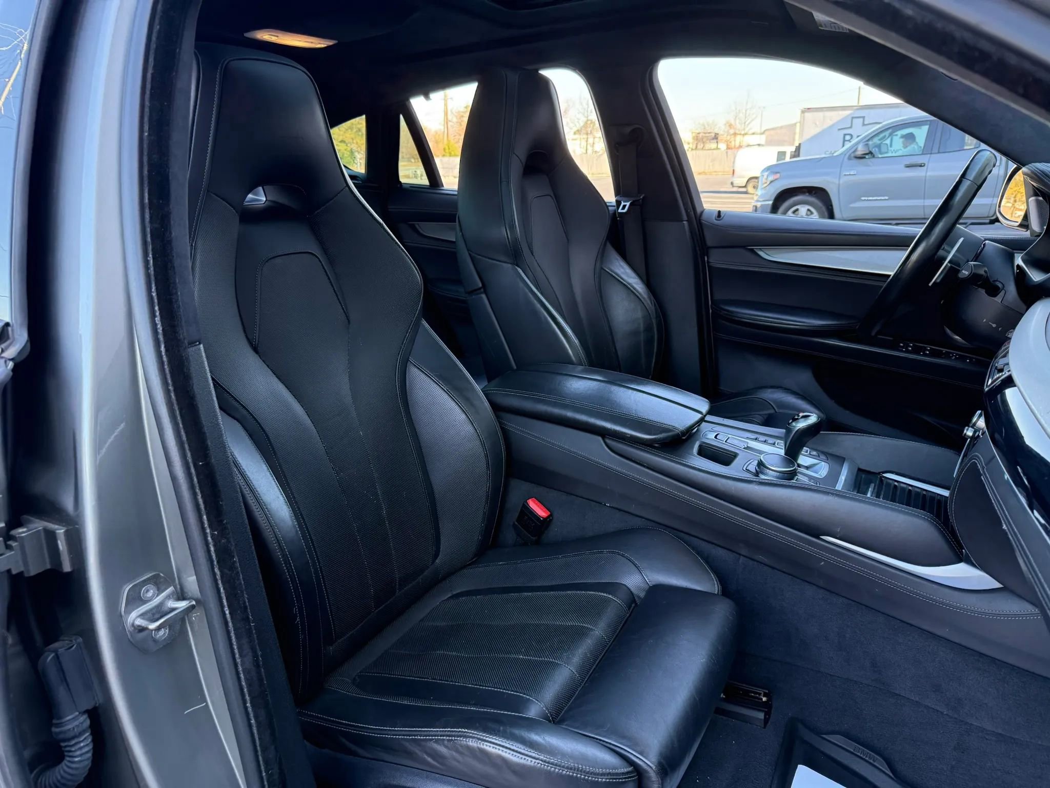 Used 2017 BMW X6 M image 26