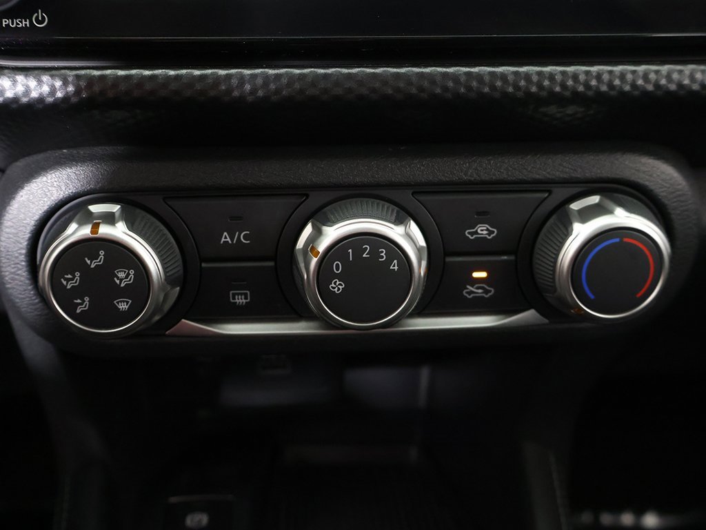 Used 2023 Nissan Kicks SV image 43