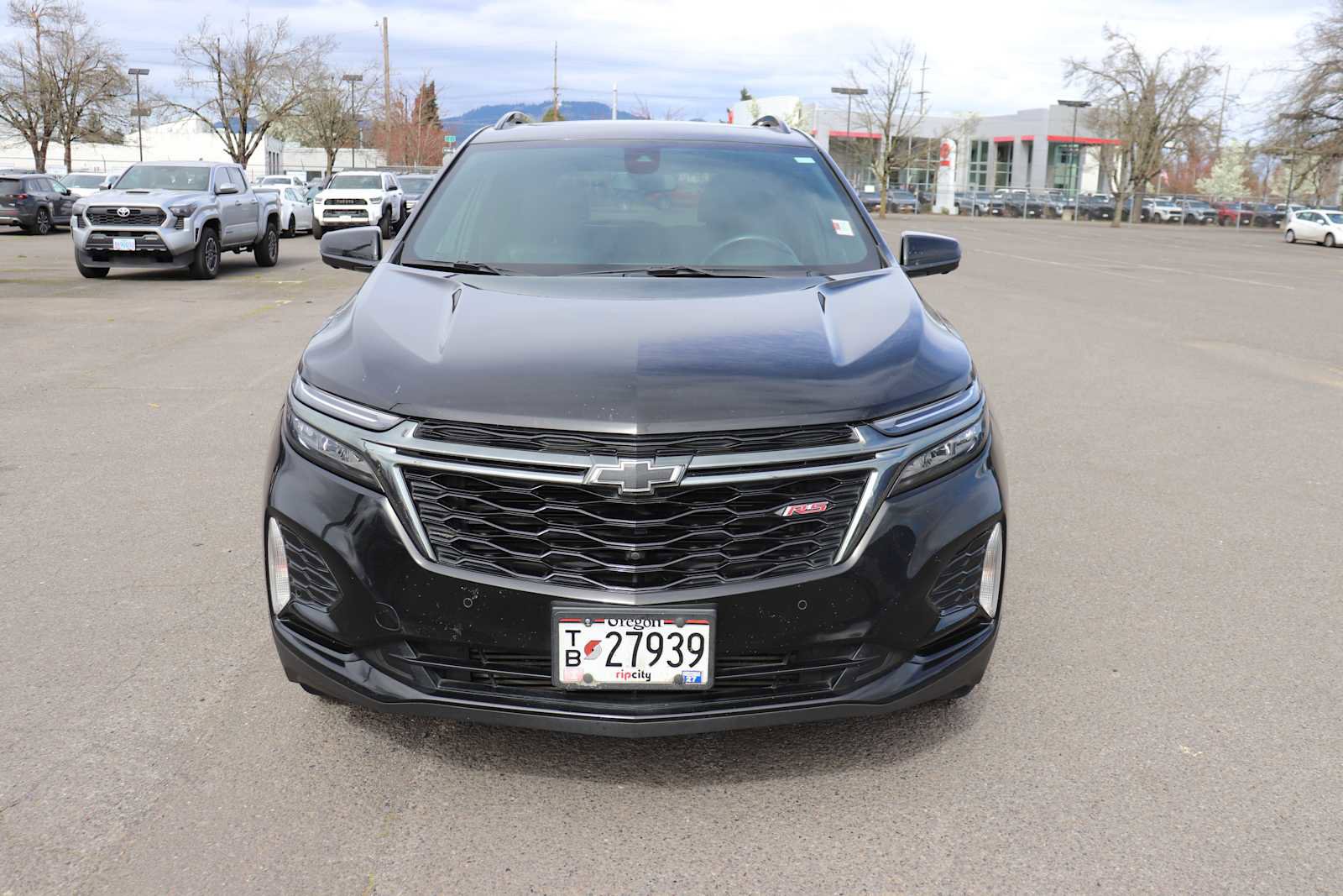 Used 2022 Chevrolet Equinox RS w/ RS Leather Package image 2