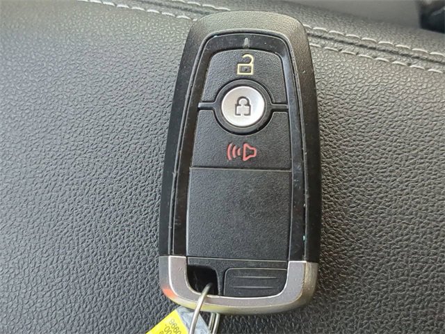 Used 2020 Ford Escape SE Sport image 36