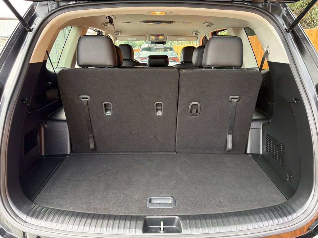 Used 2024 Kia Telluride LX image 34