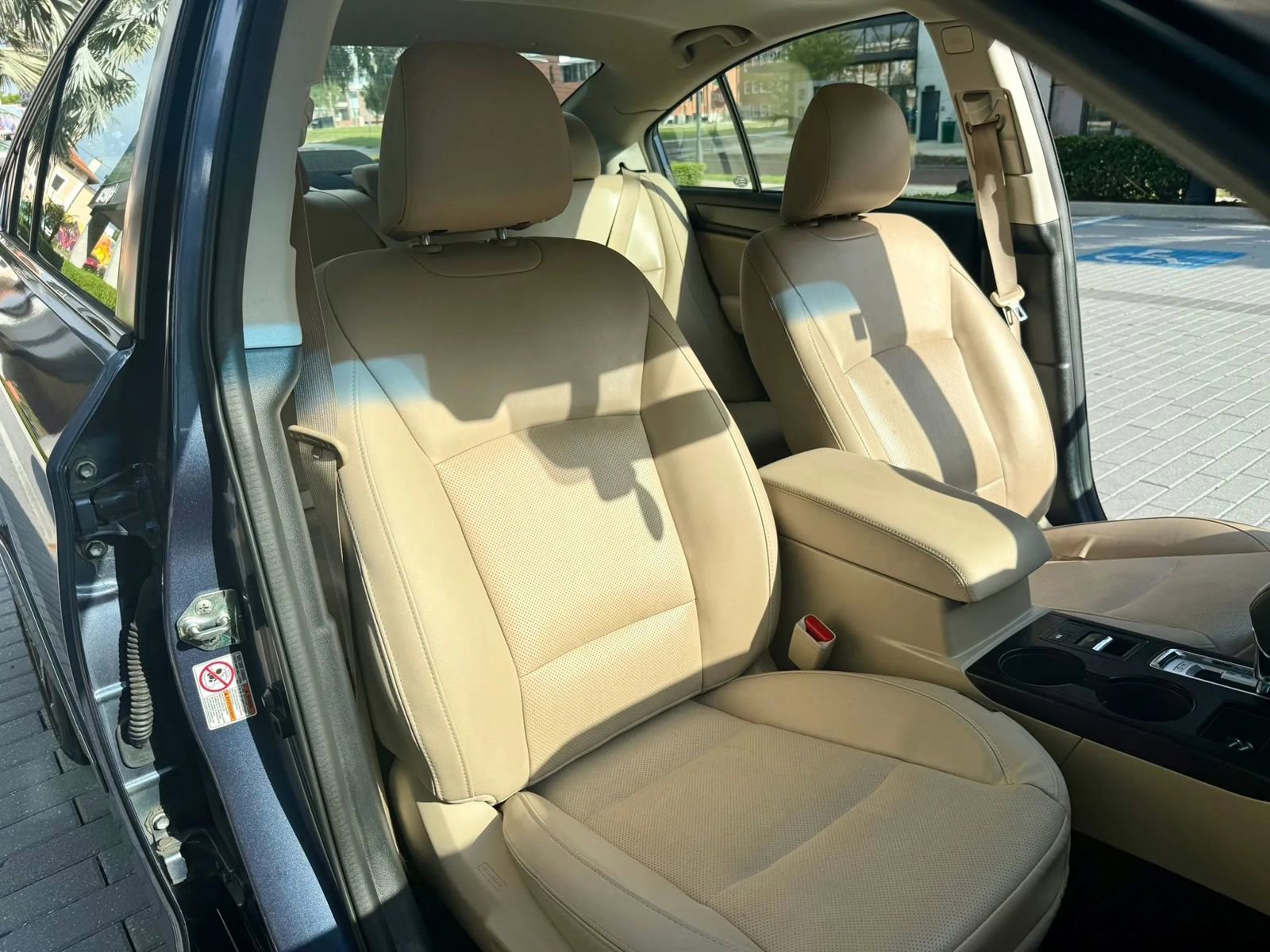 Used 2017 Subaru Legacy 2.5i Limited image 17