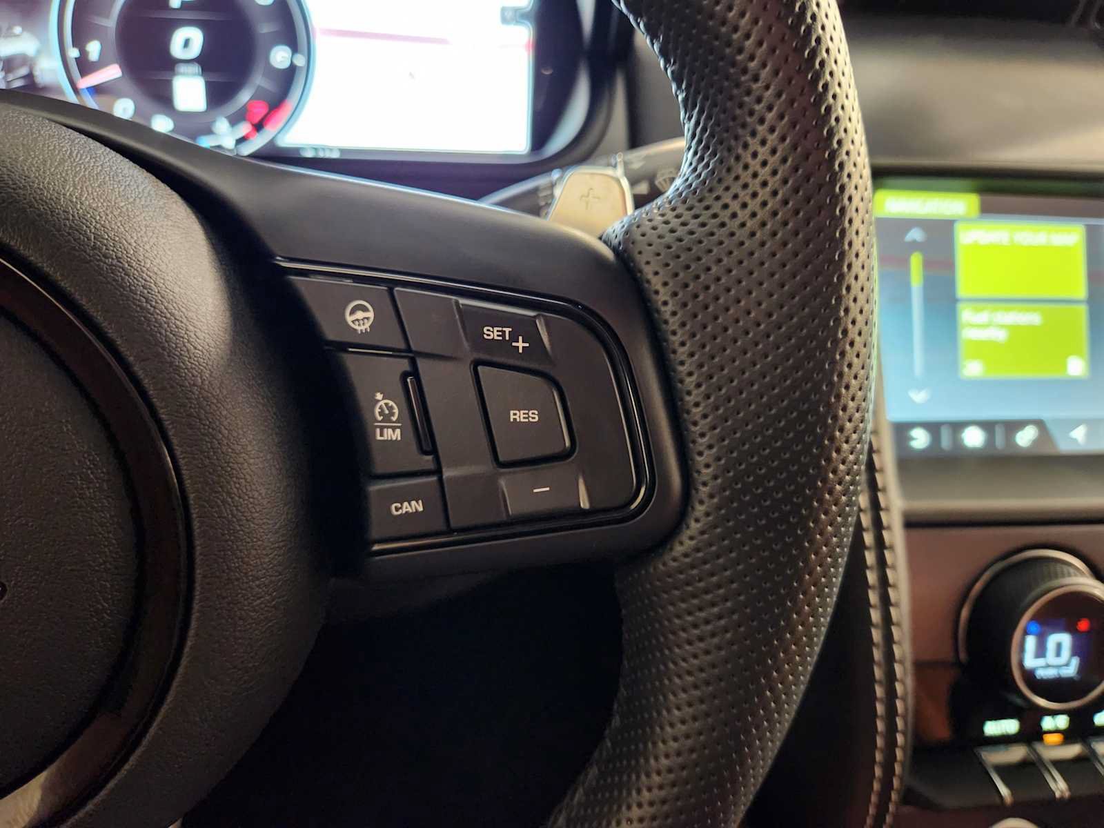 Used 2023 Jaguar F-TYPE R AWD/4WD image 29