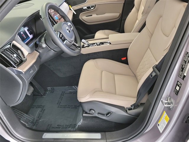 New 2026 Volvo XC90 B6 Core w/ Protection Package image 9