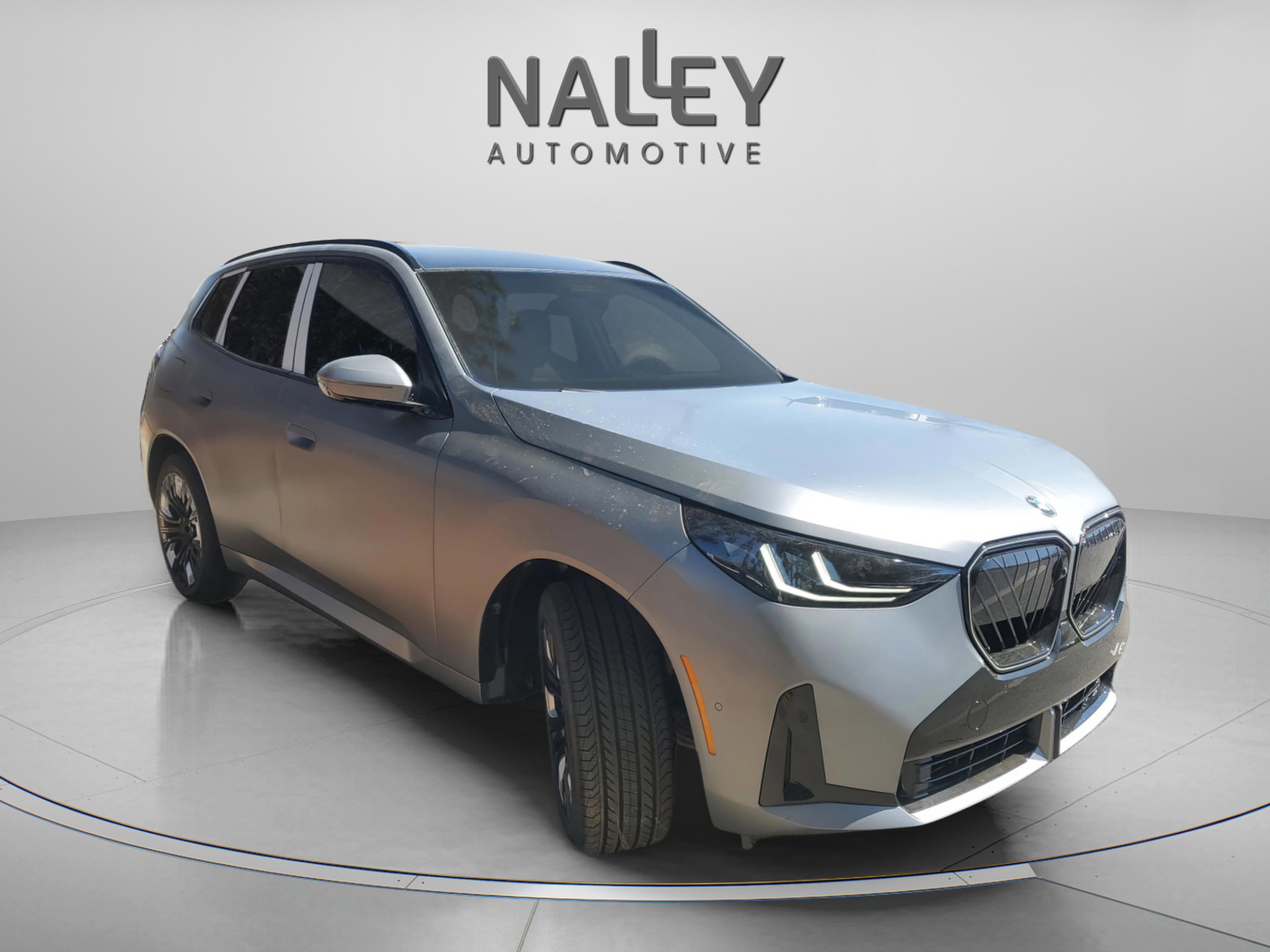 Used 2025 BMW X3 xDrive30i w/ Premium Package image 4