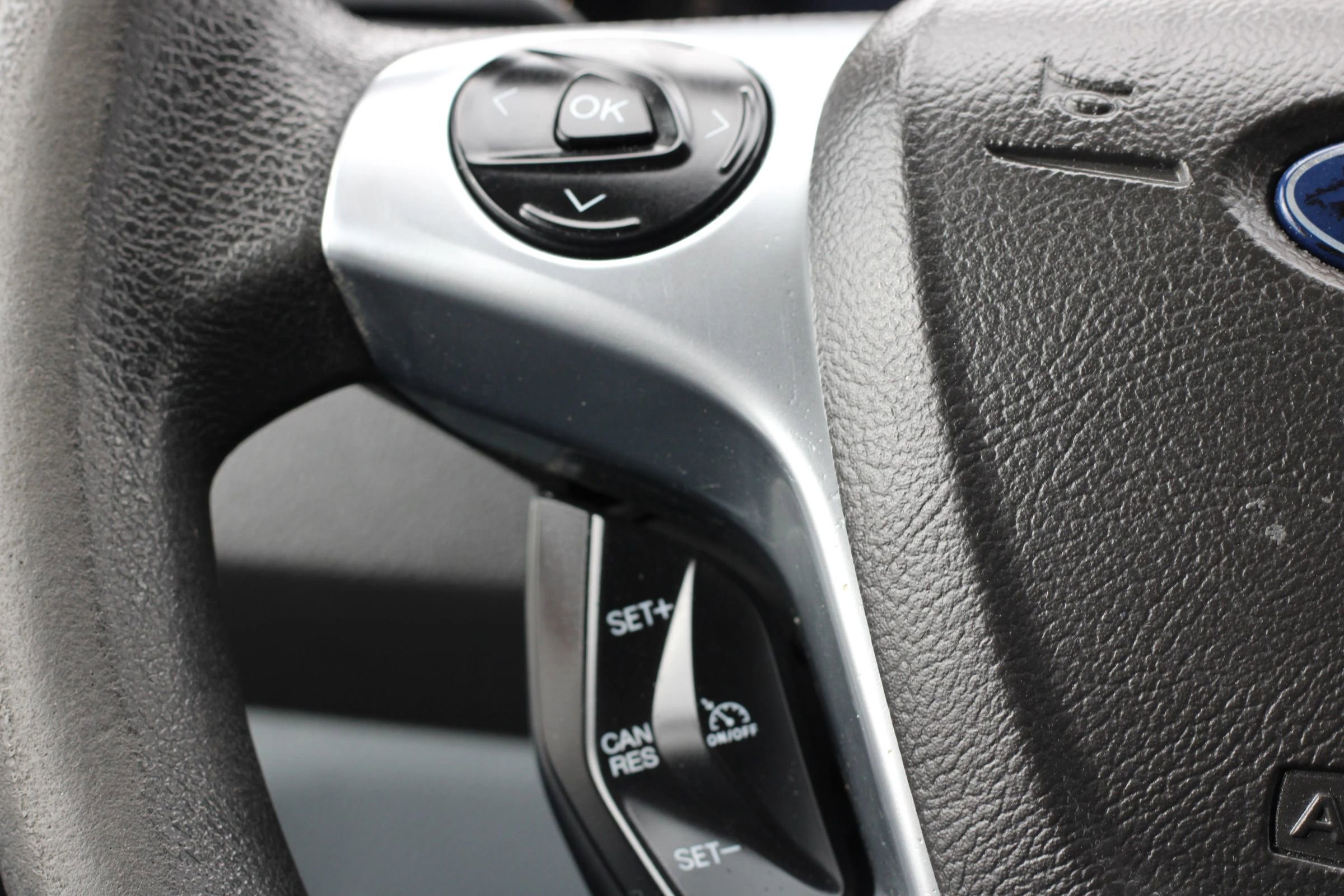 Used 2019 Ford Transit 250 148 Medium Roof image 15