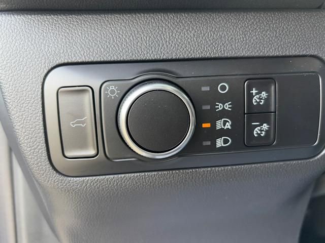 New 2025 Ford Escape ST-Line w/ Tech Pack #1 image 28