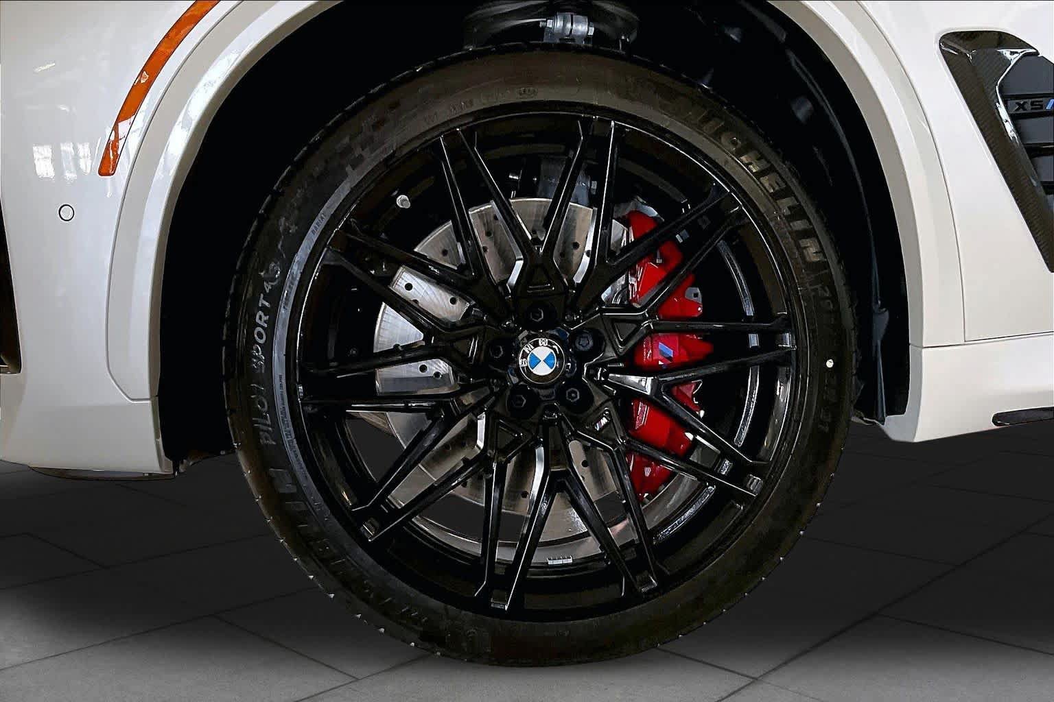 New 2026 BMW X5 M Competition w/ Executive Package AWD/4WD image 11