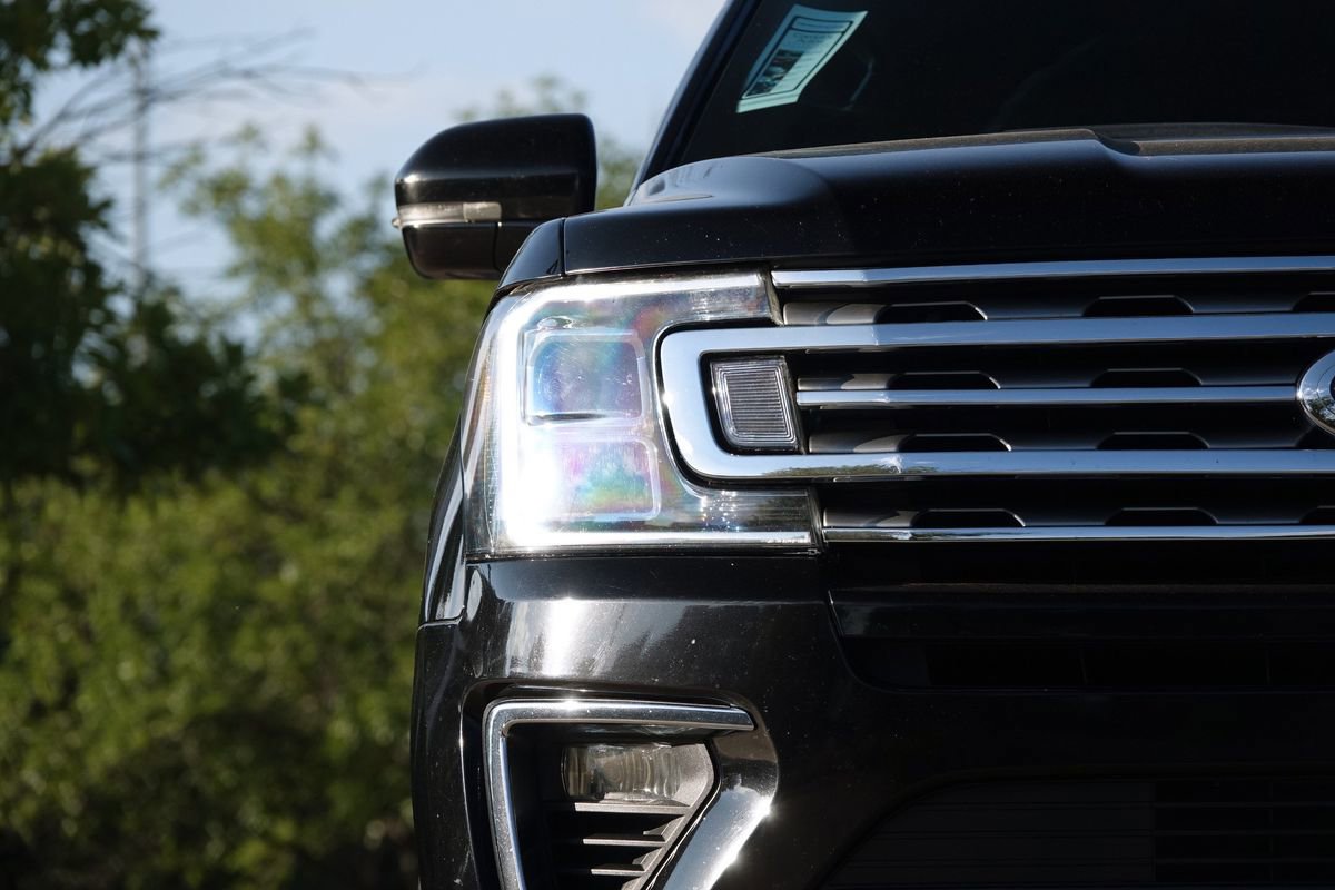 Used 2020 Ford Expedition Limited image 19