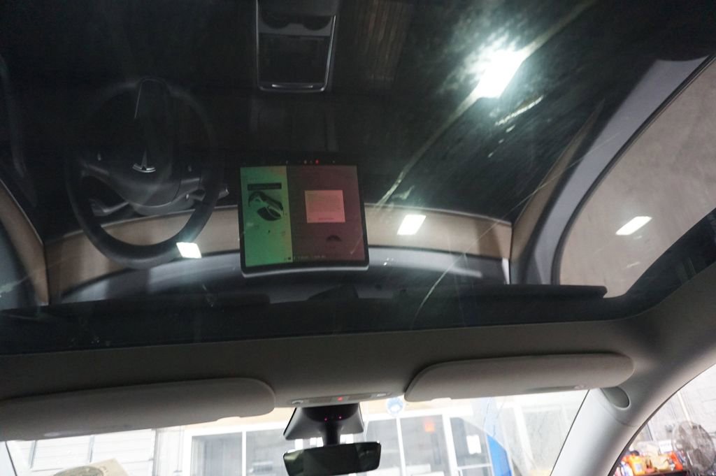 Used 2023 Tesla Model Y Long Range image 14