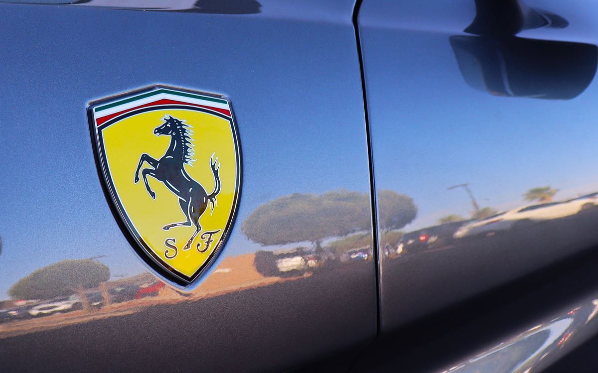 Used 2020 Ferrari Portofino RWD image 9