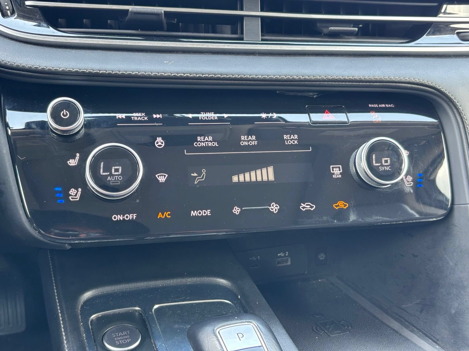 Used 2023 INFINITI QX60 Luxe AWD/4WD image 23