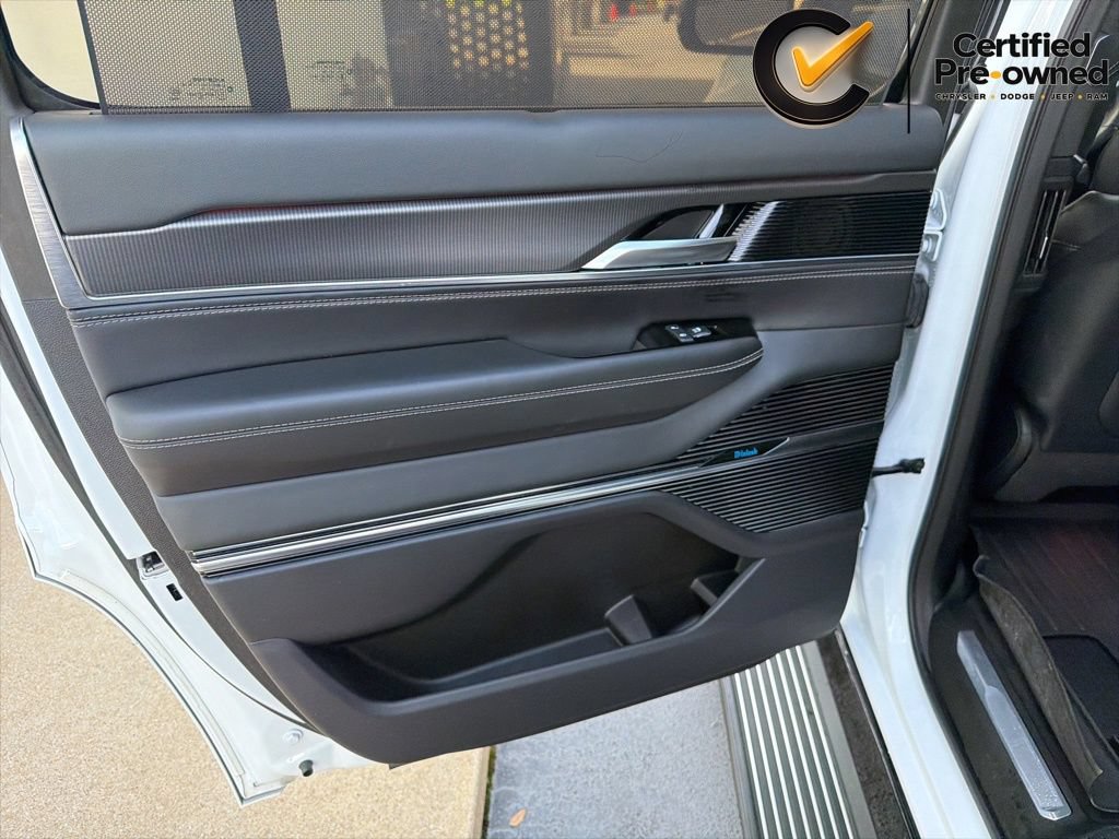 Certified 2023 Jeep Grand Wagoneer Series II AWD/4WD image 51