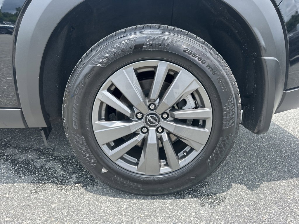 Used 2024 Nissan Pathfinder S image 27