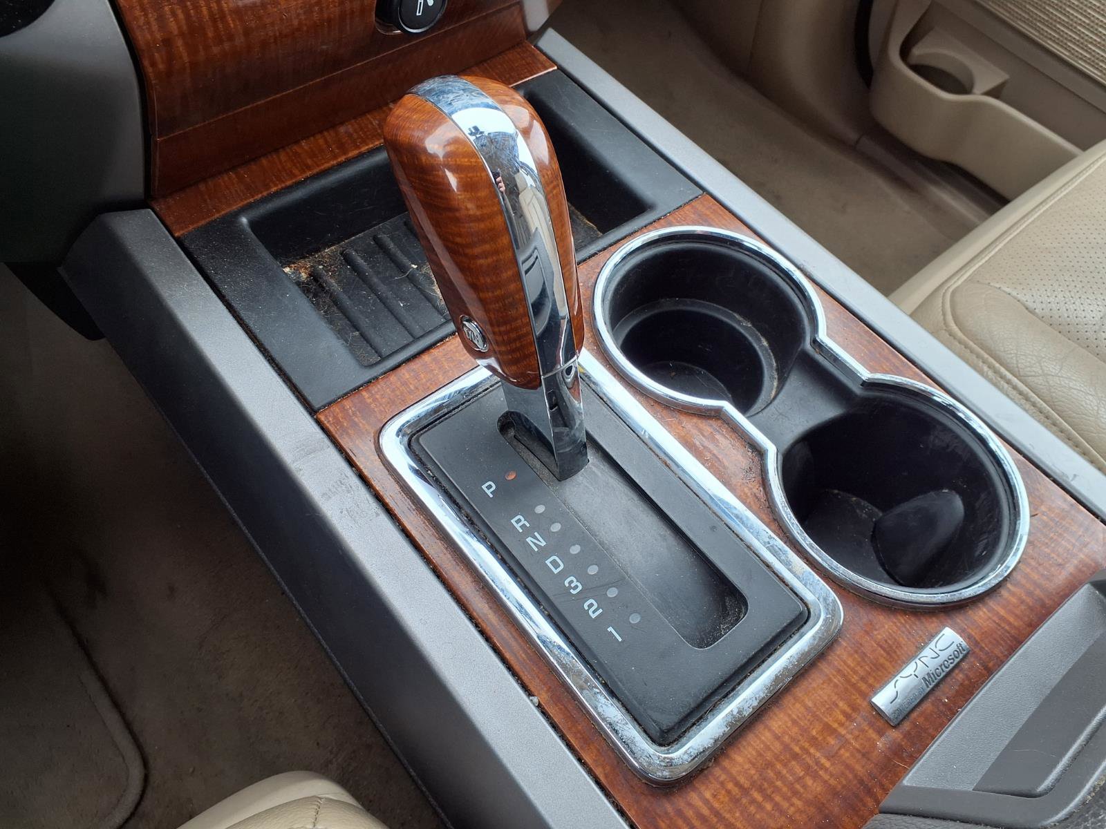 Used 2010 Ford Expedition Eddie Bauer image 21