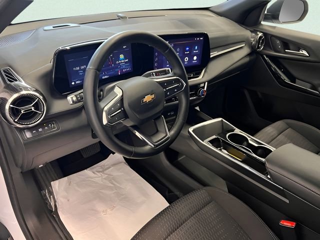 Used 2025 Chevrolet Equinox LT AWD/4WD image 14