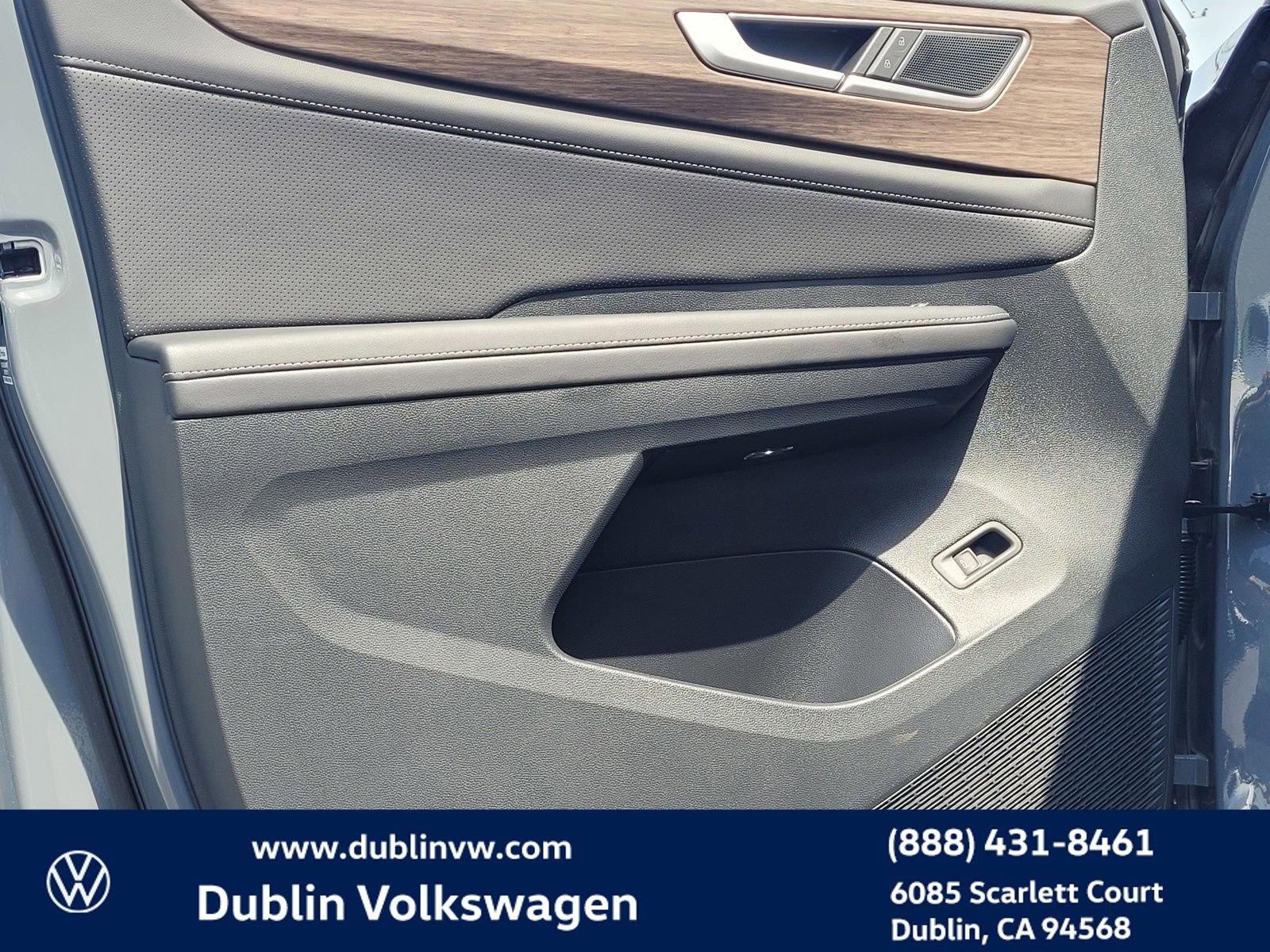 New 2025 Volkswagen Atlas SEL image 13