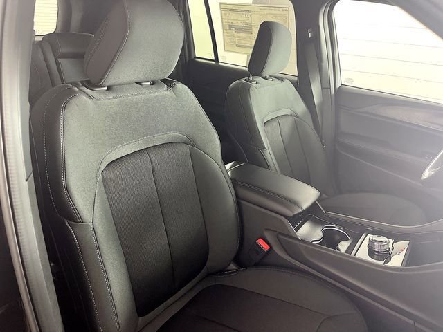 New 2025 Jeep Grand Cherokee Laredo image 29