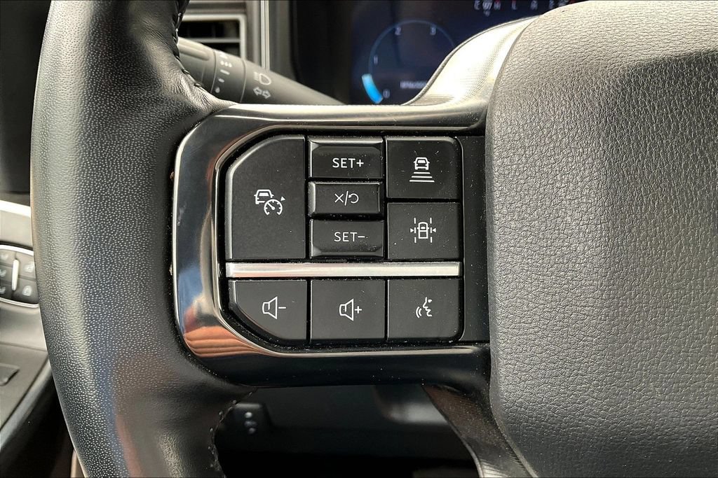 Used 2025 Ford F450 Platinum AWD/4WD image 10