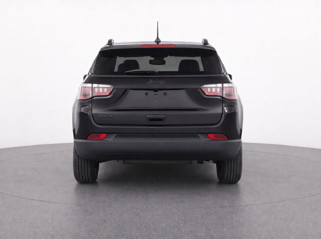 Used 2021 Jeep Compass Latitude w/ Sun and Sound Group AWD/4WD image 7