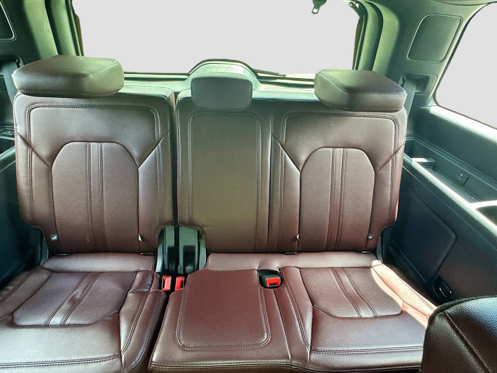 Used 2022 Ford Expedition Limited AWD/4WD image 29