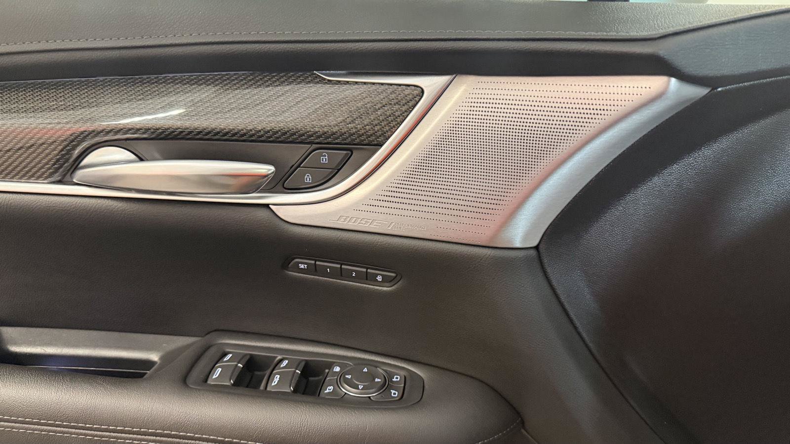 Used 2023 Cadillac XT5 Sportv w/ Technology Package AWD/4WD image 41
