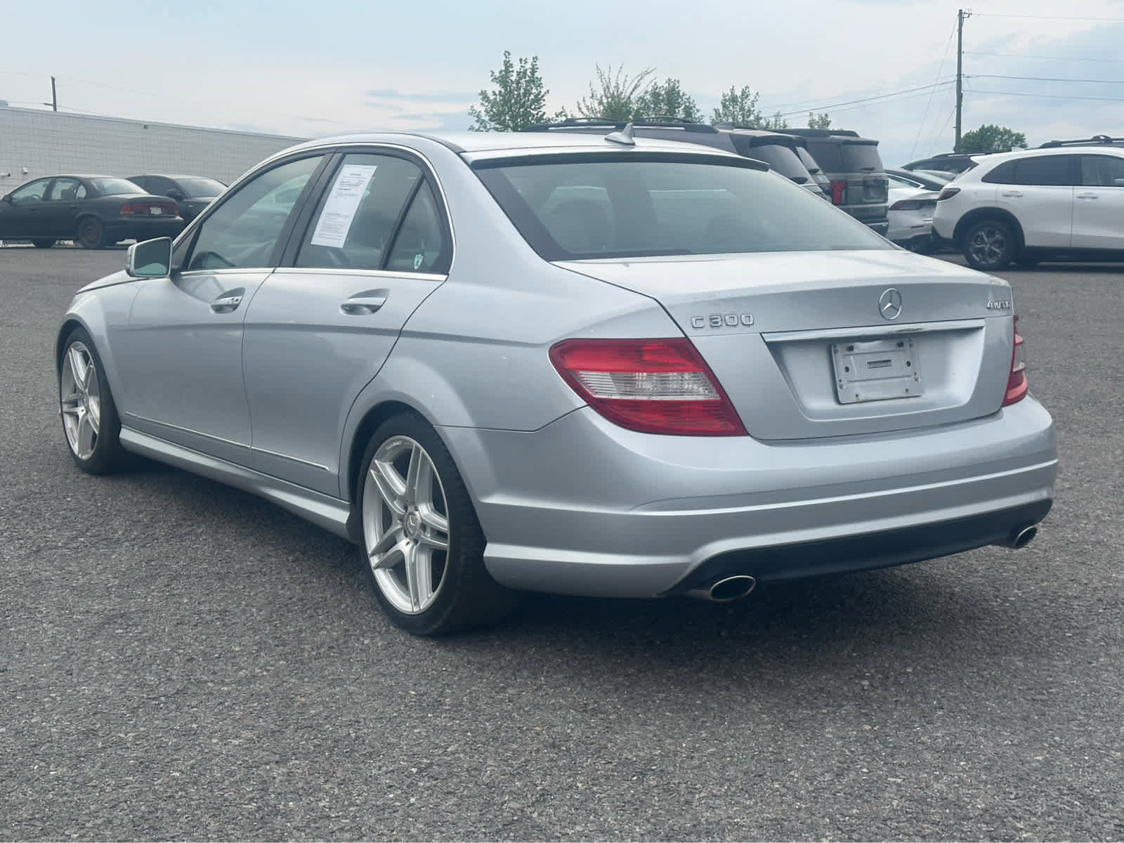 Used 2010 Mercedes-Benz C 300 4MATIC Sedan image 5