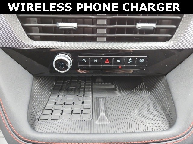 New 2025 Ford Explorer ST image 28