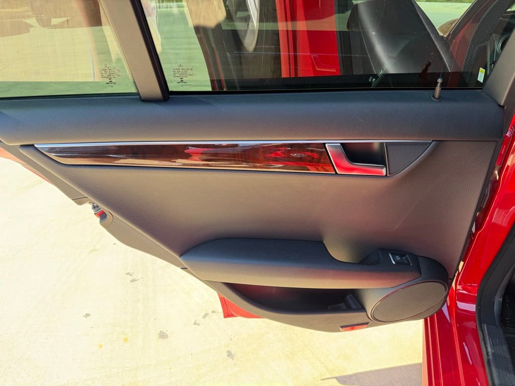 Used 2014 Mercedes-Benz C 250 Sedan image 14