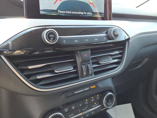 Certified 2022 Ford Escape SEL image 30