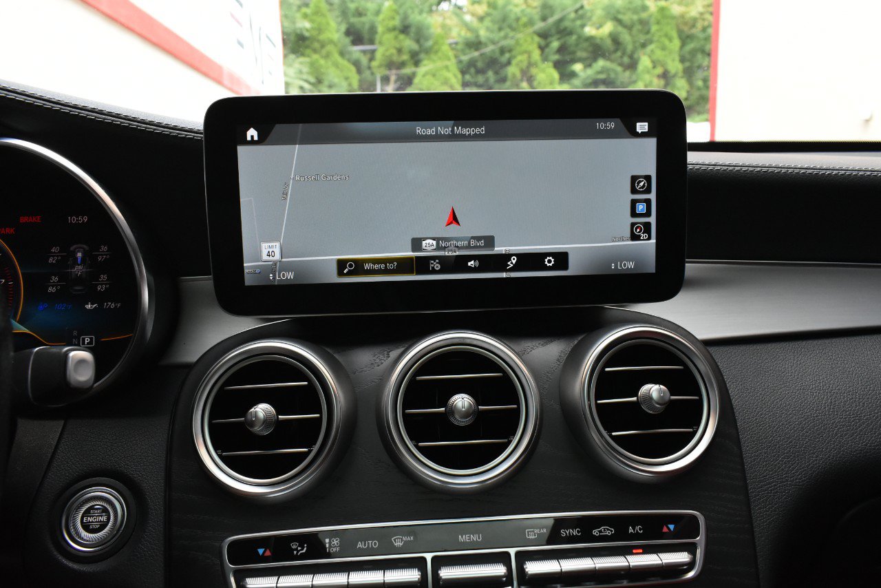 Used 2022 Mercedes-Benz GLC 43 AMG 4MATIC image 25