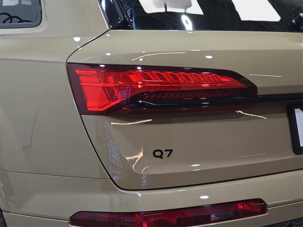 Used 2025 Audi Q7 3.0T Prestige w/ Prestige Package image 35